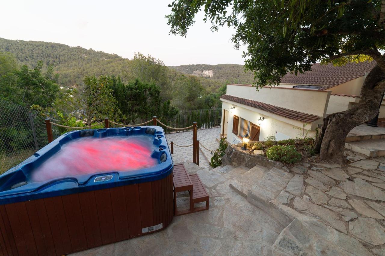 Willa Silom House Sant Pere De Ribes Zewnętrze zdjęcie